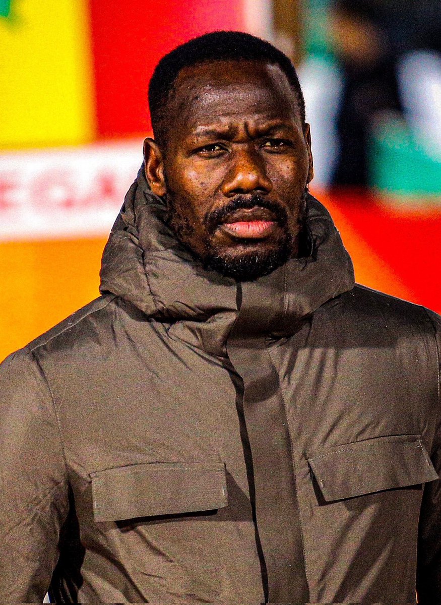 CDF_Football's tweet photo. 🎙️🇸🇳 P. Diaw (coach du Sénégal) : 

« Nous avons gagné ce CHAN un an après notre victoire à la CAN. Nous gagnons dans une terre de football. Merci à l’Algérie et au peuple algérien pour son accueil chaleureux ! 🇩🇿 » https://t.co/XoRFv7E4va