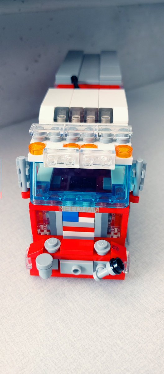 NL1706's tweet photo. Recently we purchased this replica of our Engine 2 from Cristian Check him out on Instagram @ma_lego_fire_trucks https://t.co/4UZ91Q3Pbw