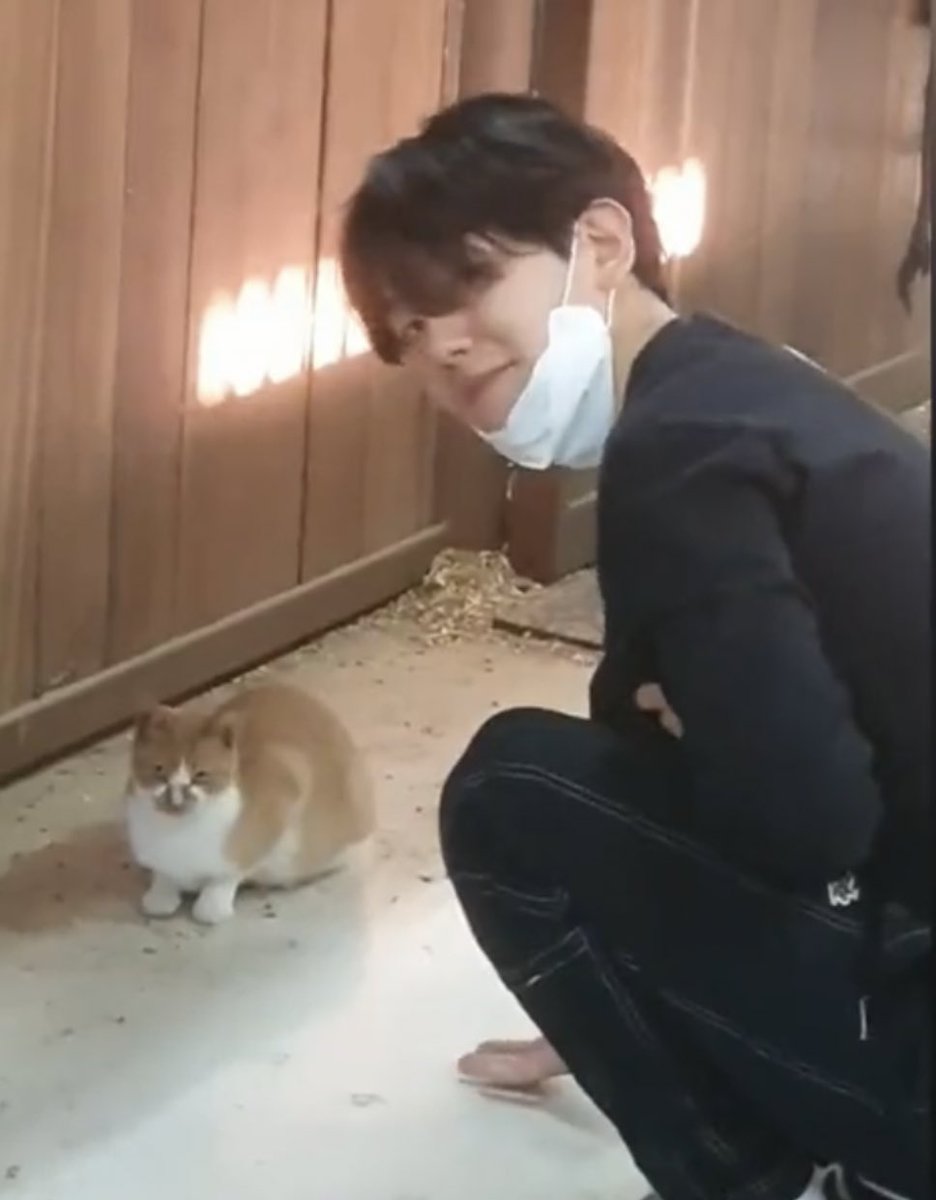 211203  백현이                   2022 백현이