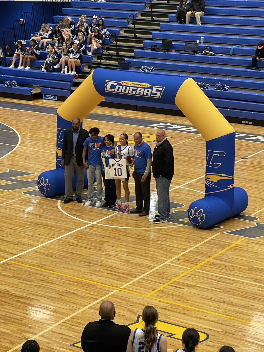 Autumnlc04's tweet photo. Thank you again Chattahoochee High School, Teammates/Coaches, and FAM for the memories!! 💙💛 @HoochHoops #1000Points https://t.co/36e0S0ebOb