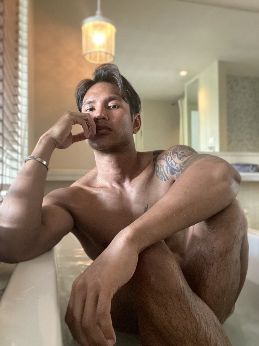 aummwisarut's tweet photo. 💦🍆
#hothunkthailand #hothunk #atop7 #atop7official #musclebangkok #malemodel #hotguy #instaboy #sixpack #boymodel #leanmuscle #asianmen #fitnessmodels #fitnessfigure #boybikinilover #tanskins #mytan #thaiguysofficial #thaiguys #shirtlessboys #menunderwears #hothunkasia https://t.co/zMh1sh3yEw