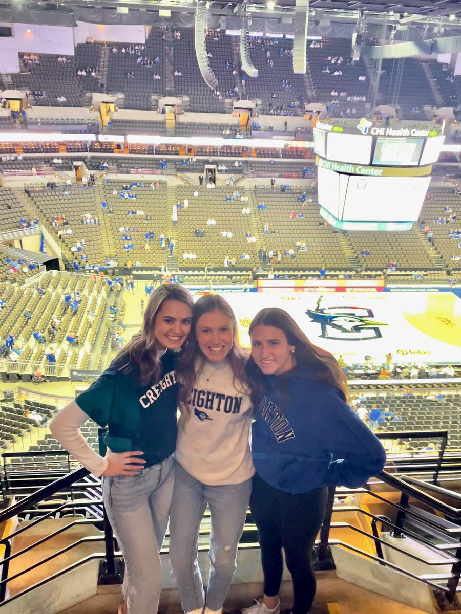they came all the way from AZ for this  #GoJays