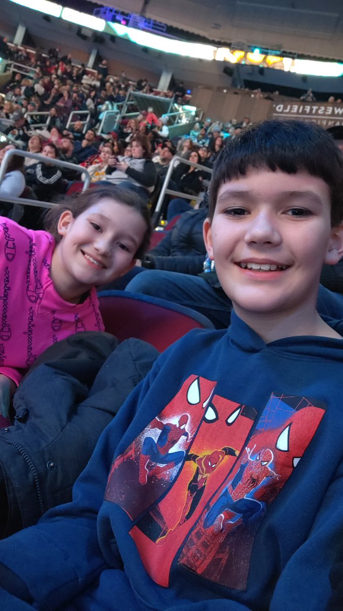 mst3kmk's tweet image. #lighttheland