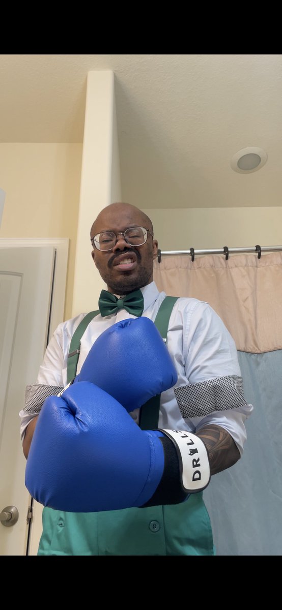itsBLDY's tweet photo. Just a quick costest 🥊🥊🥸#cosplay #costest #dudley #StreetFighter #crosscounter https://t.co/h7BcVLSg05