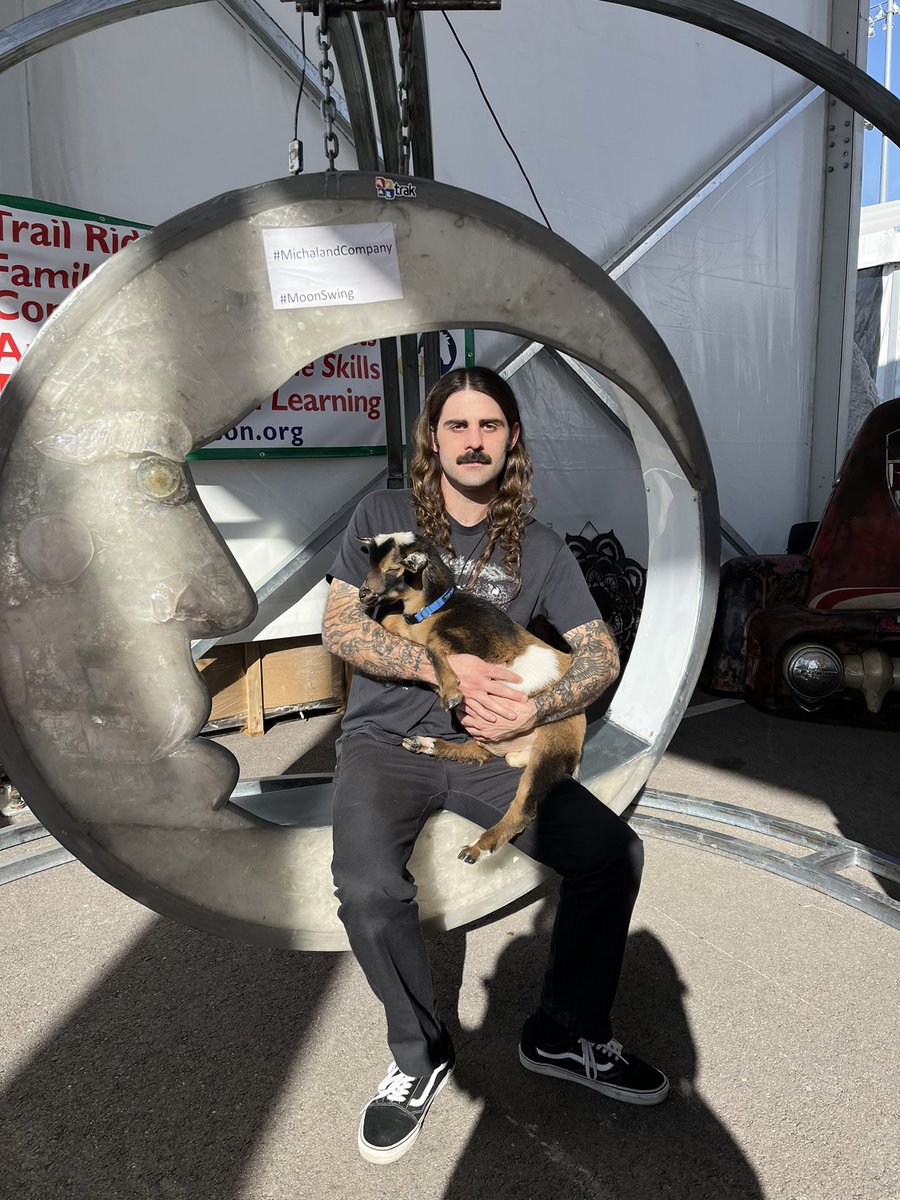 I went to the Tucson Gem Show and paid $5 for a pic with this goat