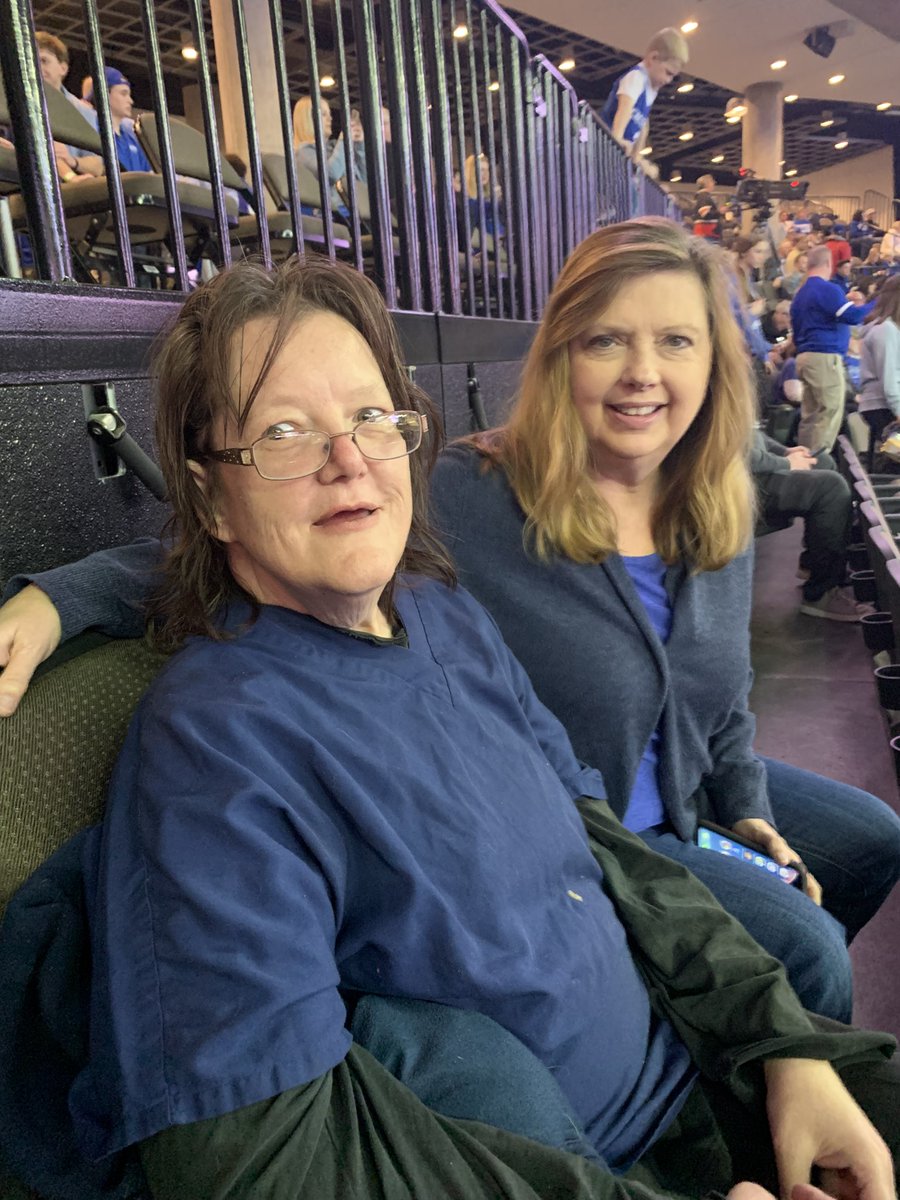 thehogmw's tweet photo. #GoJays First Creighton game ever and it’s on my birthday! Whoop Villanova! https://t.co/FiTtUUl1qN