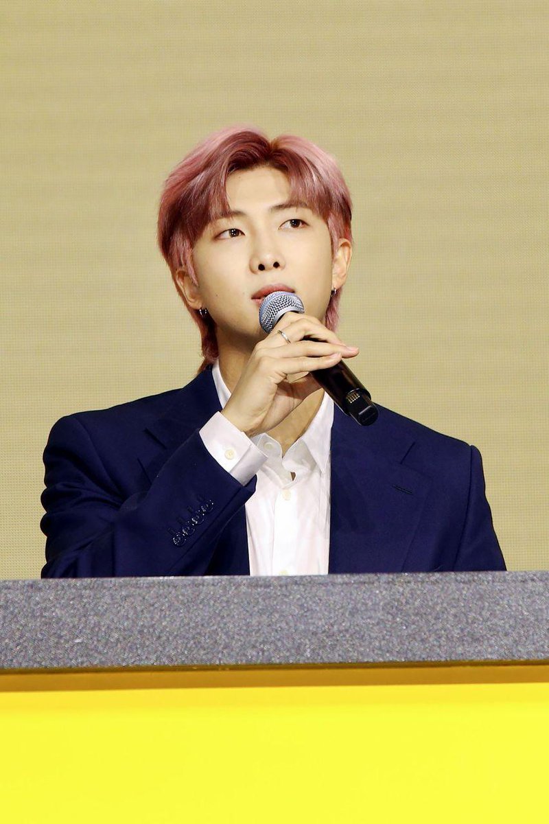 ernarmsy16's tweet photo. Best Leader
Uri Leader
You are the best of the best, Namjoon!! 

WE LOVE U NAMJOON
#RM #NAMJOON #bestleader https://t.co/ZGpTIQesqP