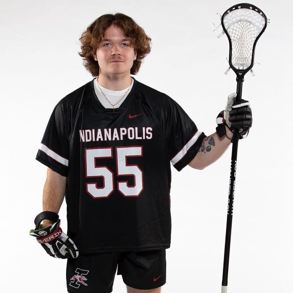 Repost from <a href="/parker_sennett/">Parker Sennett</a>
•
It’s Ring Season 💍 instagr.am/p/CoQoAoerQfD/