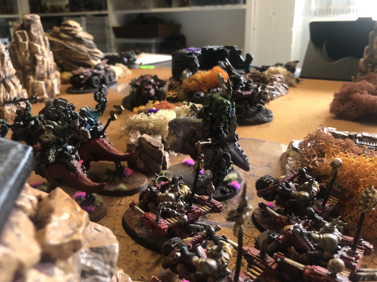 Bert_Acus's tweet photo. @warhammer Red ones go fasta https://t.co/nHWMgdchGJ