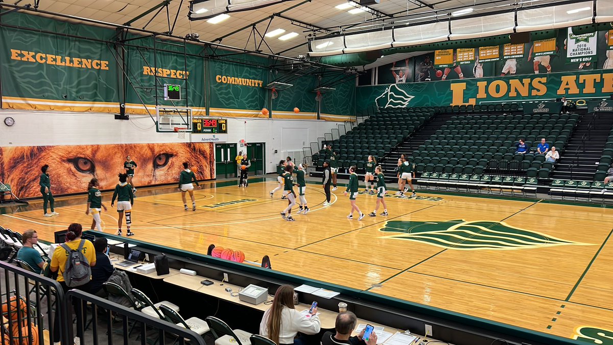 Lady Falcons enjoying today’s <a href="/SaintLeoWBB/">Saint Leo WBB</a> game today. Thank you for having us.