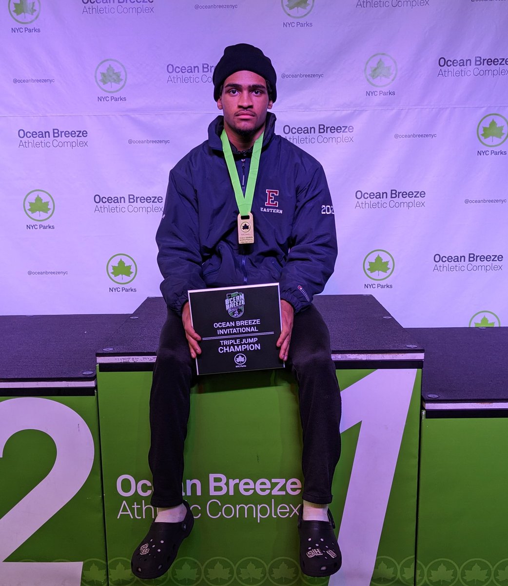 eastern_track's tweet image. 🥇The Ocean Breeze Invitational Triple Jump Champion is Jashad Kersey!!! 🥇

Jashad pops a huge 13 inch PR on his last jump of finals to take home the gold with a jump of 45' 11"

That is a NJ #1 jump this indoor season!! 🙌🏻🙌🏻🙌🏻 @easternviking @OBTFAC @njmilesplit @SJTrack