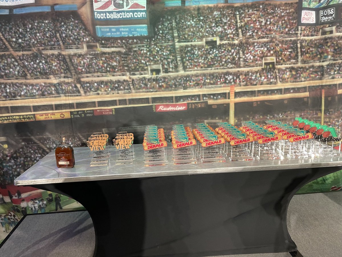 DKCAS_MI's tweet image. It’s a full house in Grand Rapids Michigan tonight! 🌽🏆

Thanks to everyone who joined us for our 2022 Yield Chasers Banquet! #MIYeildChamps #WinningHasRoots #Bayer4MI #Bayer4OH