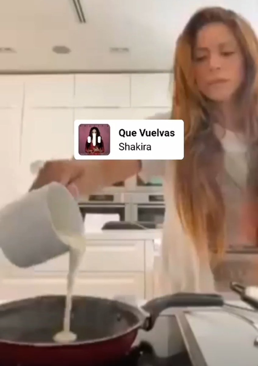 libropoliscr's tweet photo. @Santiagopl Cuando subió stories haciendo pancakes

"¿Y que voy a hacer con mi despiste selectivo y con mi sueño frustrado de aprender a cocinar?..." https://t.co/QRZ2Q93LFk