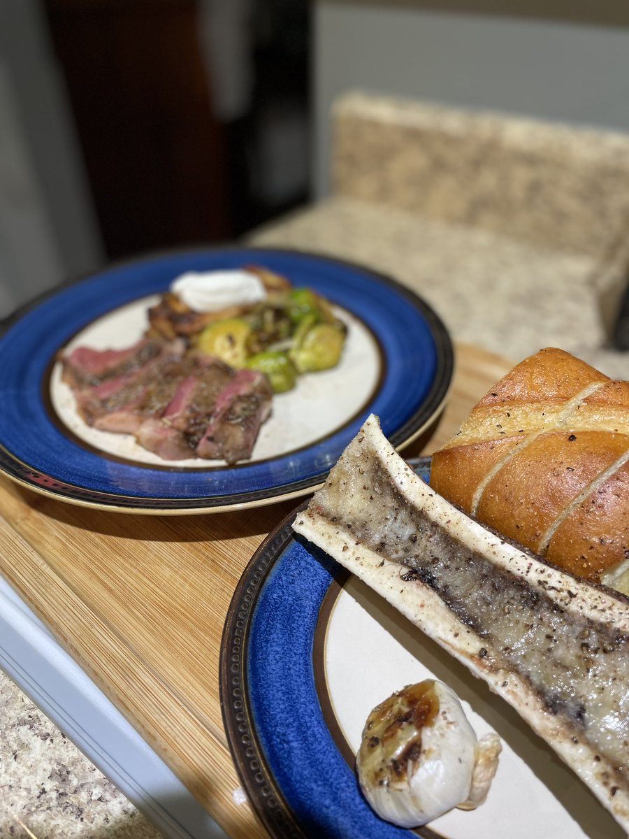 The_Will_Gray's tweet image. Whipped something together to hold me till after the show.

#FirstDinner #ChefLife