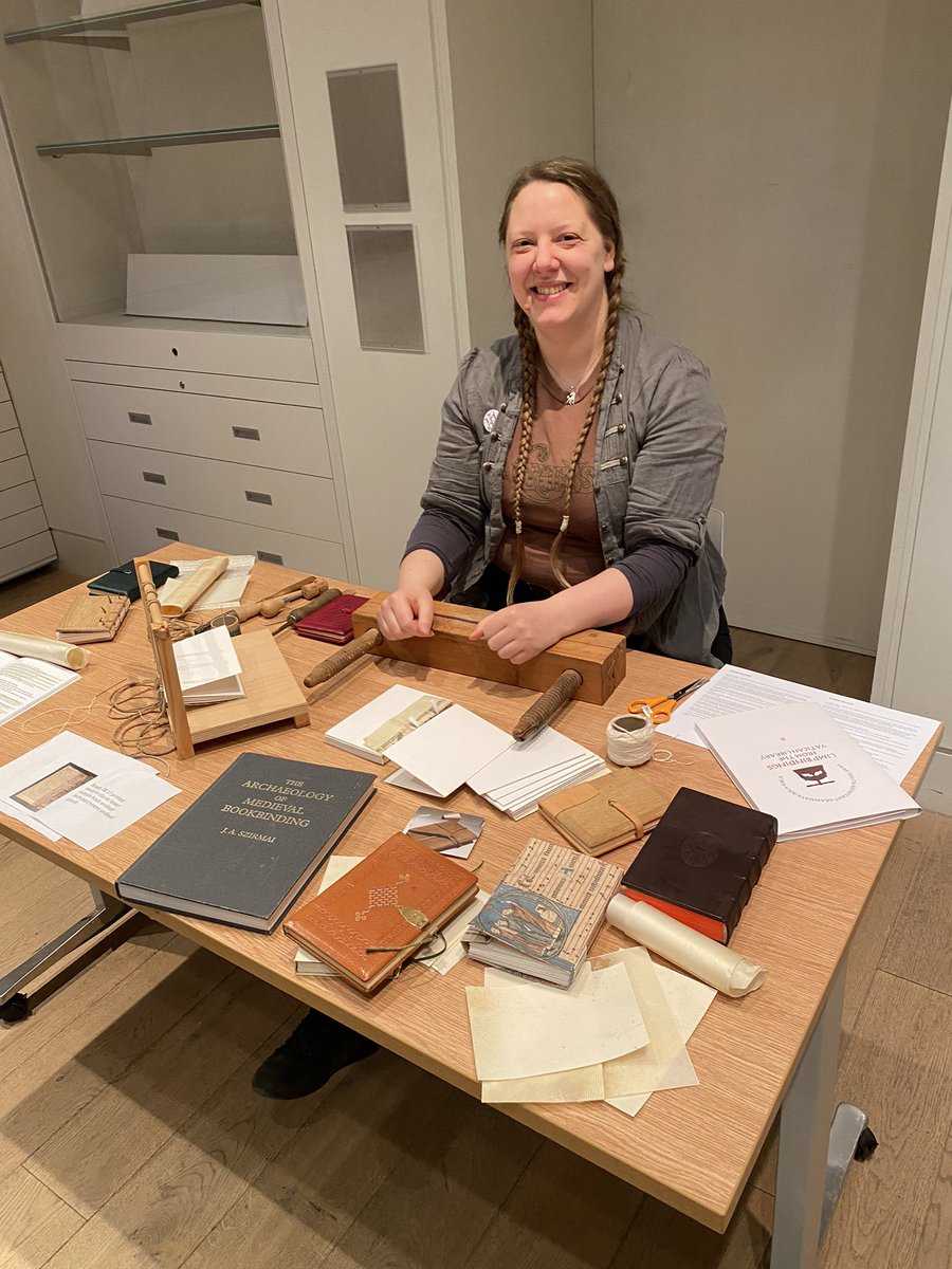 emmacayley's tweet image. Incredible day @LULGalleries #fragmentology study day with @riponcathedral @RiponDean @nkivilcimyavuz @LCostantini89 @alicefoxartist @leedslibraries Thanks for coming and looking forward to the next joint project!