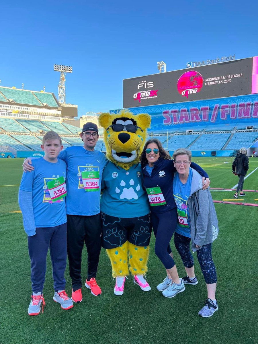 ItsJPQ's tweet photo. #Donna5k #Fcancer #ForMaria ❤️❤️❤️ https://t.co/SncL7bd0bq