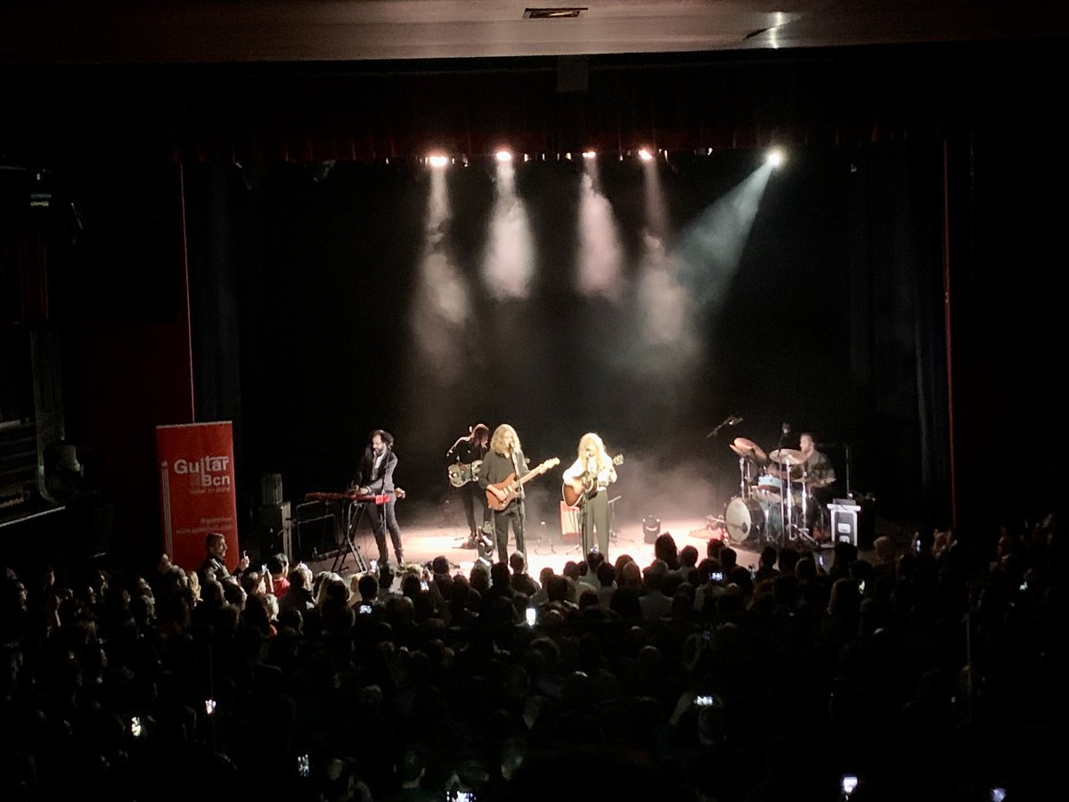 jmmd1978's tweet photo. Concert @Ch_Rosenvinge 04/02/23   @guitfestbcn @parallel62bcn https://t.co/FWC7xjLx6i