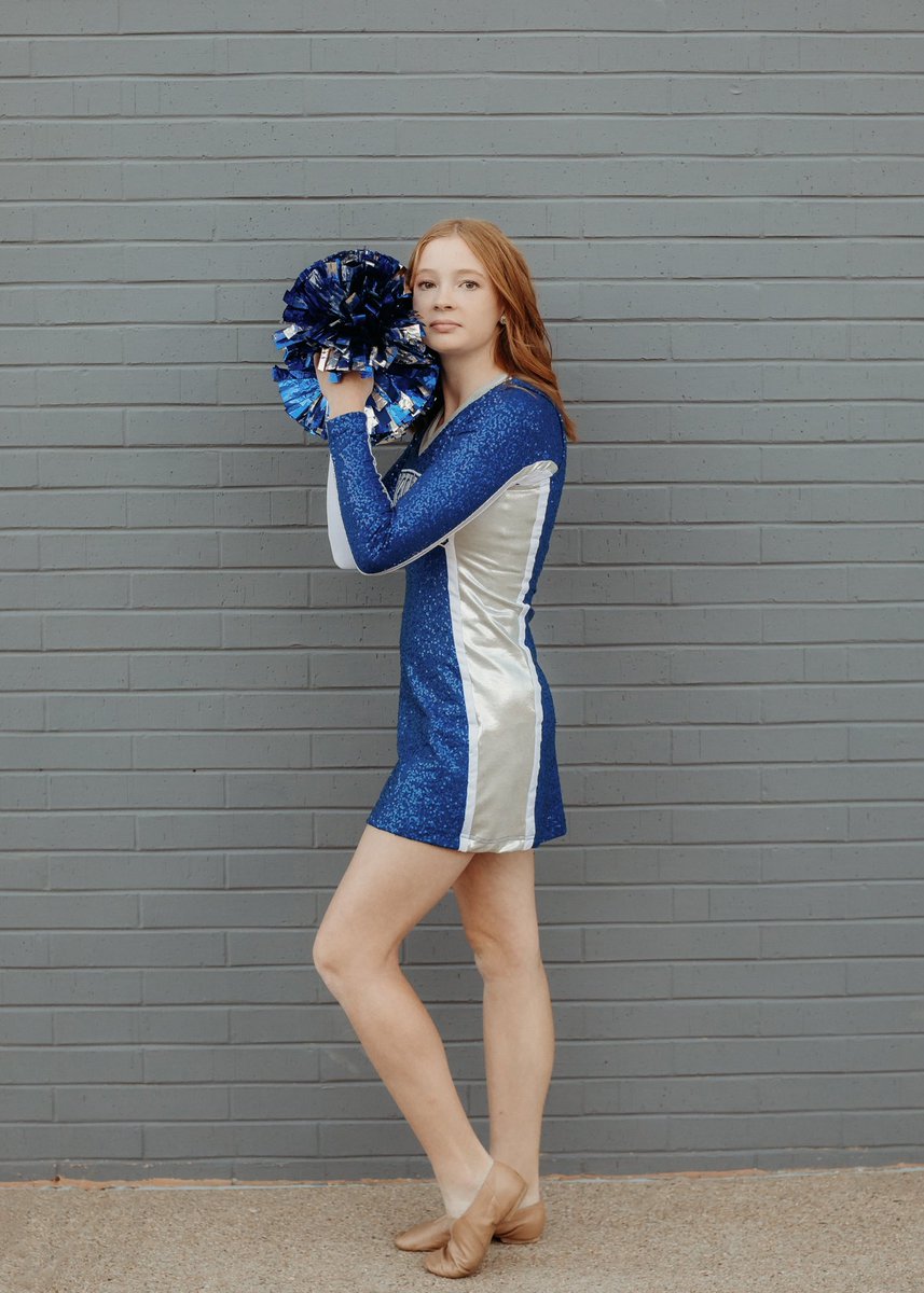 We just want to congratulate our freshman dancer Elli on making State for Girls Wrestling!!! We are so proud of you!!!💙💙