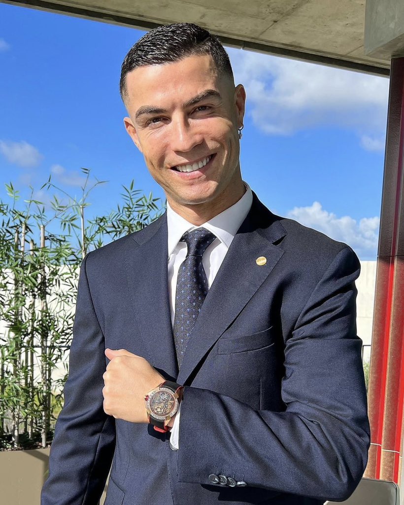 Happy Birthday Ronaldo Guys, What do you like about him ?   