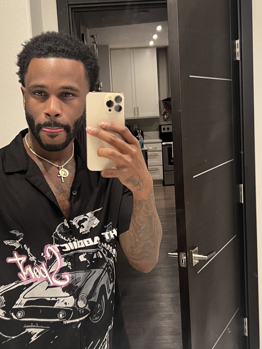 KING 💫 Free OF in bio on Twitter "RT KingPipedHer My eyes put u in a