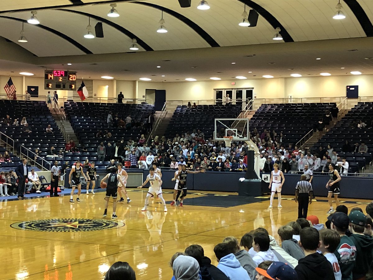 MWE_HF's tweet photo. MWE 3rd grade Eagles had a great time watching the Stratford vs Memorial Varsity Basketball Game!! πππ #advancedmovers @SBISD_HFDept @stratford_hoops @MeadowWoodSBISD @sbisdathletics https://t.co/tLCO4jMx9h
