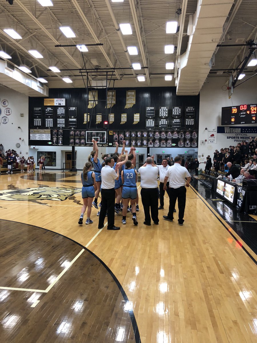 TheCascadeHS's tweet photo. Girls’ Basketball wins the Sectional Championship with a 54-39 win over Danville! Sectional Champions! https://t.co/fGAWPpy0IC