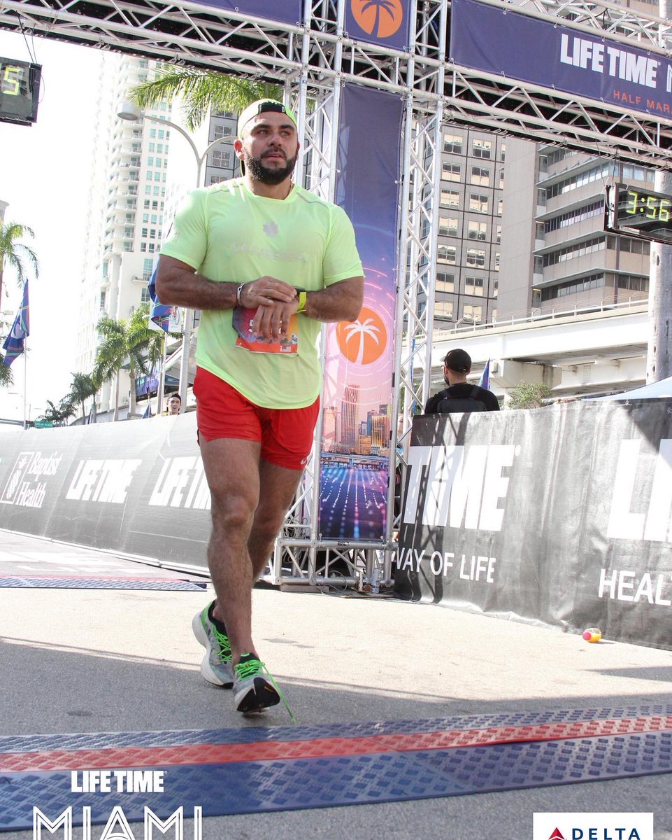 Ulises_Olvera1's tweet photo. @Ulises_Olvera1 Marathon Miami https://t.co/sQuIxdy7vy