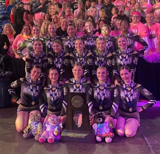 📣2⃣0⃣2⃣3⃣ @IHSASTATE #CHEERLEADING 📣

🏆 SMALL DIVISION 🏆
🥇 Johnsburg
🥈 Columbia
🥉 Breese Central

🏆 MEDIUM DIVISION 🏆
🥇 Oak Forest
🥈 Lemont
🥉 Antioch 

🔗Results▶️tourneywire.com/cheer/public-r…