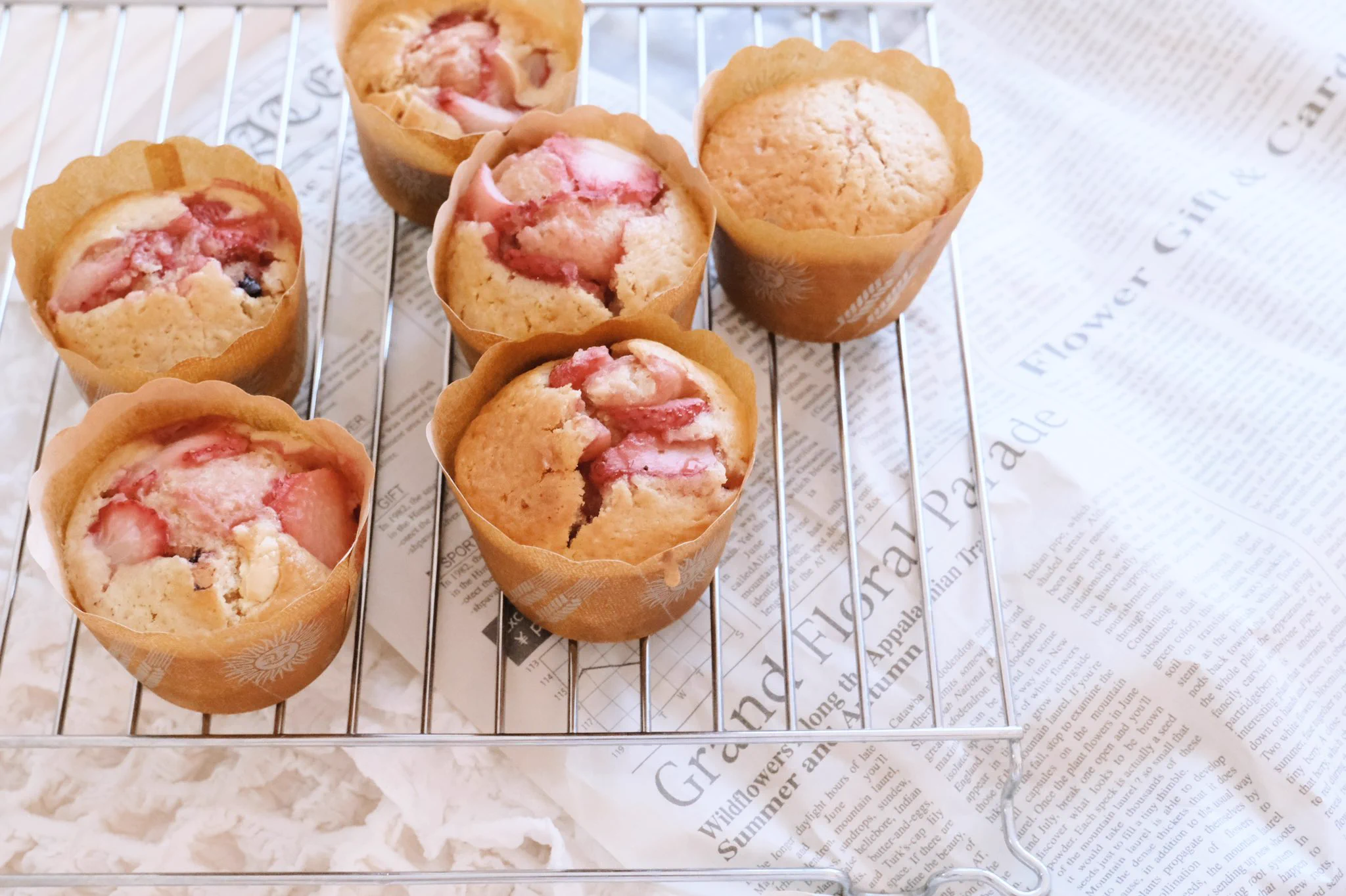 まいさんのいちごのマフィン🍓
めちゃくちゃ美味しかった🥰
ムスメからは
「Very Good👍」いただきました！笑  