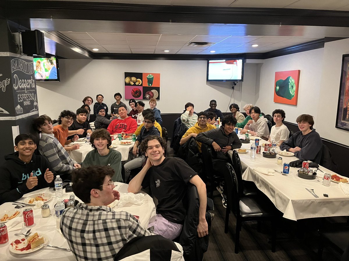 SJMUN returned to <a href="/EatChicagoPizza/">Pizzeria Ora Chicago</a> with a warm welcome from Mr. Walid Bitar. The pizza was phenomenal, and the company was even better. It was a pleasure to resume one of our most beloved traditions!