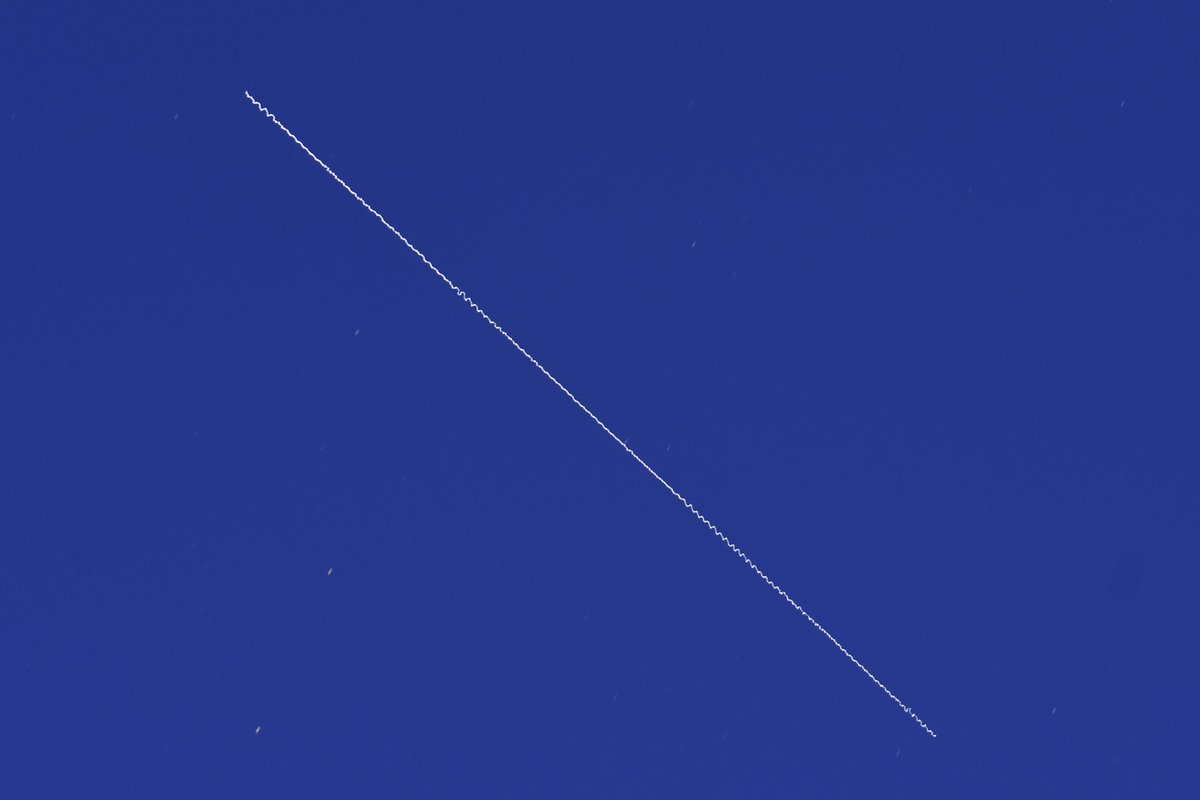 nsarmoredfrog's tweet photo. Got a photo of the ISS flyby earlier this evening, as well as Venus and Jupiter at sunset, an attempt at the Starlink parade, and one of the full Moon. https://t.co/OSQVnbLkpO