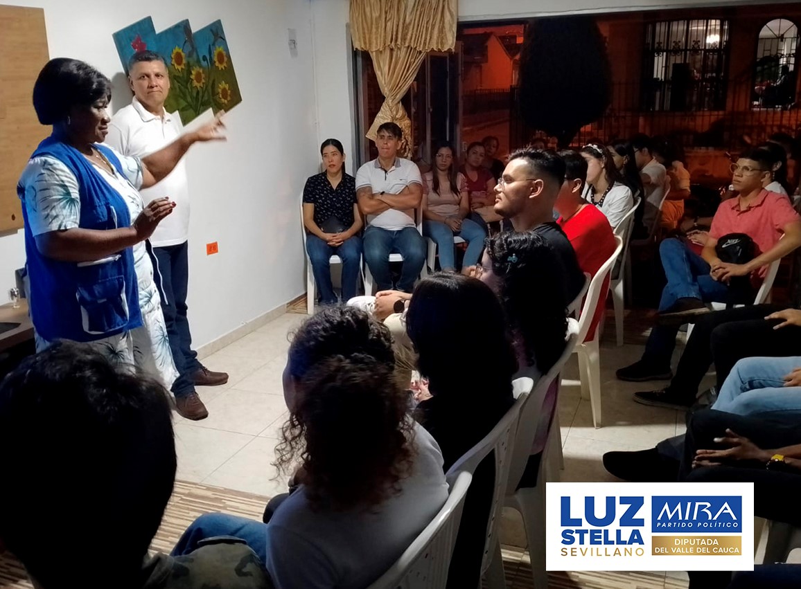 LuzSevillano's tweet photo. En Tuluá, estuvimos en reunión con los jóvenes miraístas, allí compartimos avances de la gestión que desde la Asamblea realizamos. Seguimos trabajando por la juventud vallecaucana💪
@PartidoMIRA @DiegoFdoBenitez 
#ValledelCauca #Juventud #FelizSabado https://t.co/Oa60zZf4vw