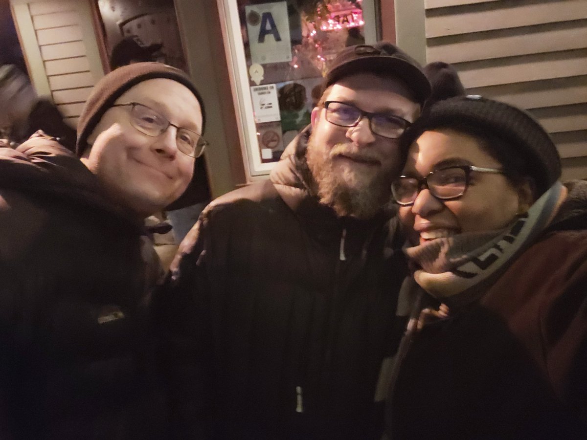 preppiecurler's tweet photo. Mittenfest 2023 @burnhearts ! #Milwaukee #mittenfest #Bayview #Wisconsin https://t.co/XxBkUFVQ2c