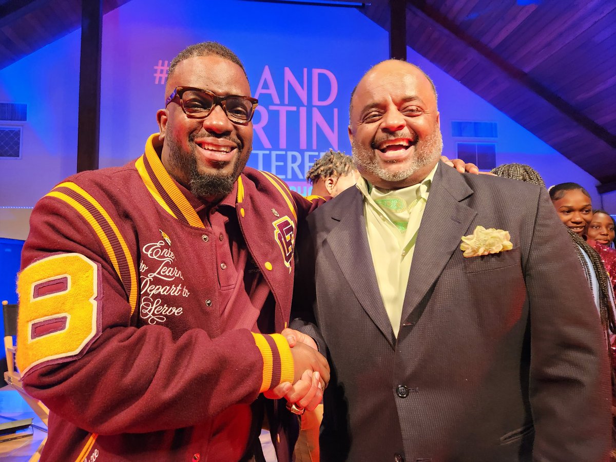 Rodzcomic's tweet image. Last night was awesome. Time to take the next step. @rolandsmartin keep up the great work.