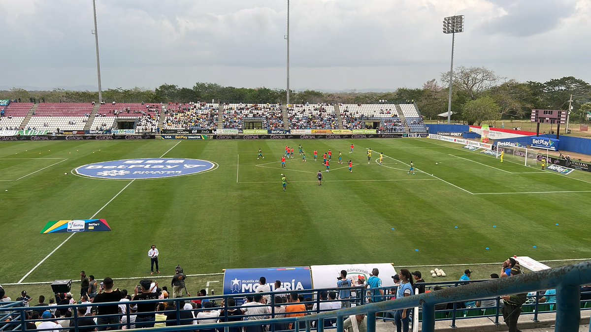 Ramaya01's tweet photo. Acompañando y apoyando a Jaguares en su triunfo https://t.co/pLpmm8eE1O