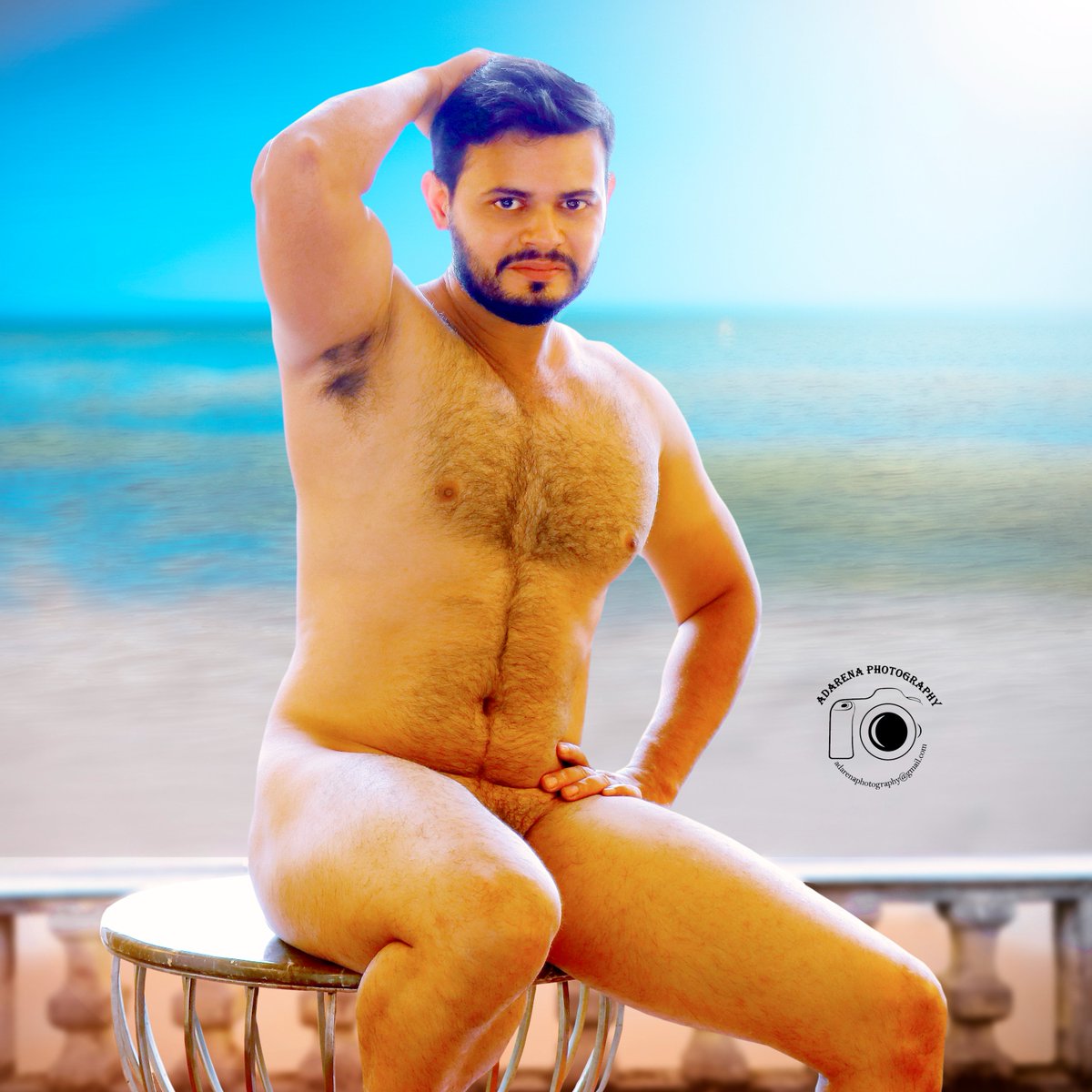 #indianmodel #bodyshot #menofindia #hotmen #adarena #malebeauty #handsomeindian #desimen #indianmen #shoutout #hotindianmen @P00373177 @shobhit89098665 Model: @stud_boa