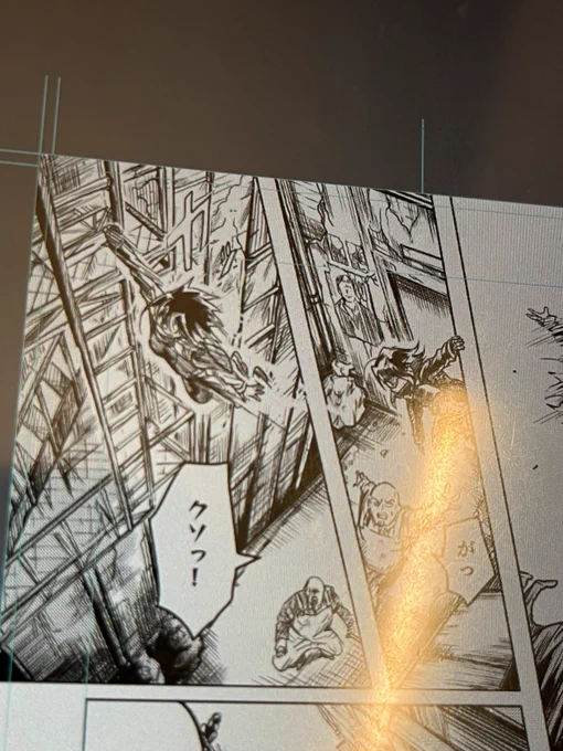 キャットウーマンの
過去編漫画描いてます 
