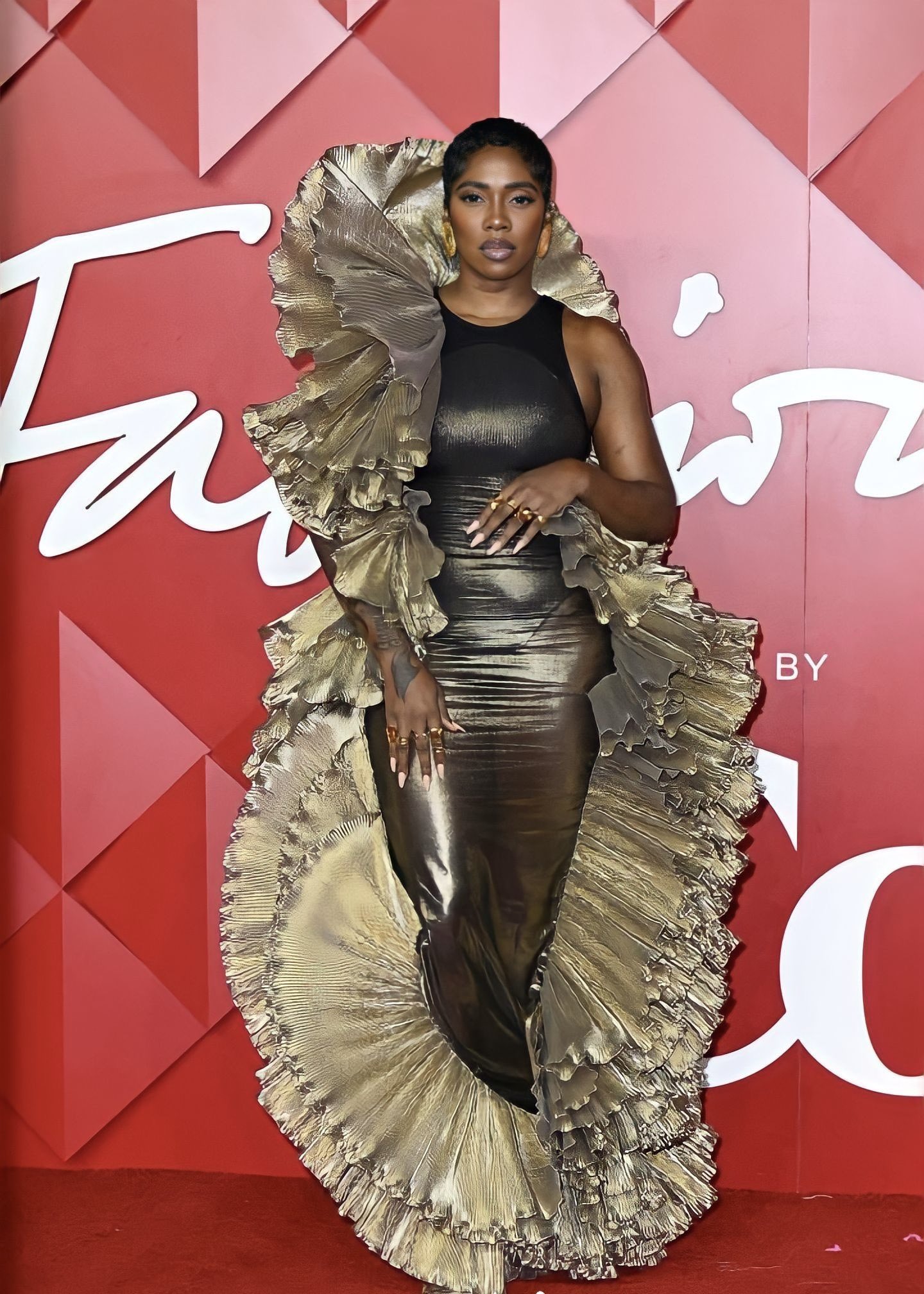 Happy birthday Tiwa Savage

What are your top 3 tracks by her? 