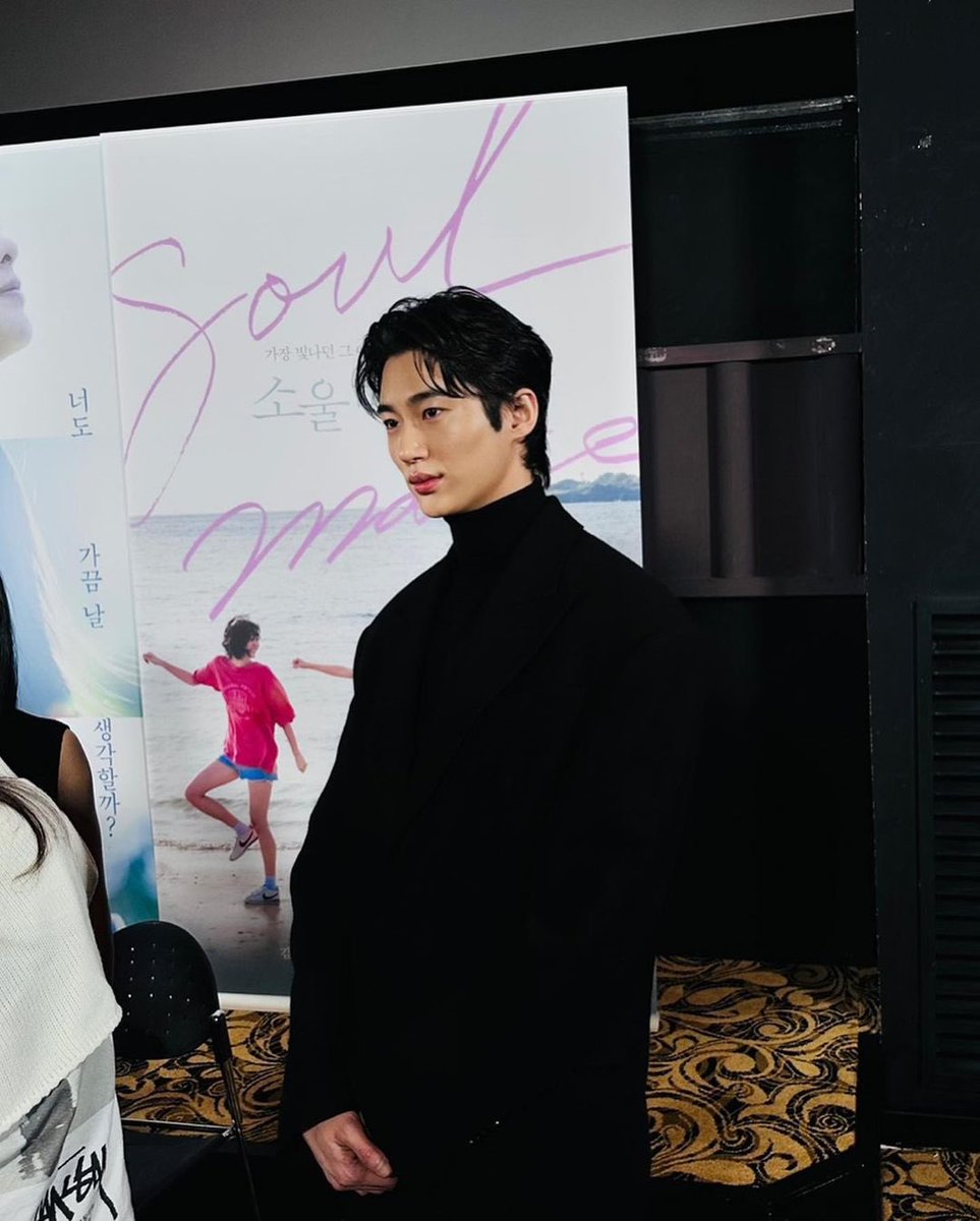 Dami On Twitter looks Like They Did Two Interviews Or Smth Can t dami-on-twitter-looks-like-they-did-two-interviews-or-smth-can-t