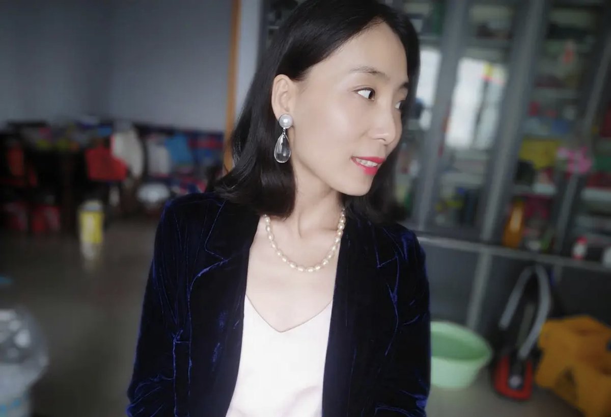 雖然平胸但還是很喜歡被人摸

-不發露點圖
 -聊色可以
 -可以分享生活照
 -歡迎射射 
by蕾蕾