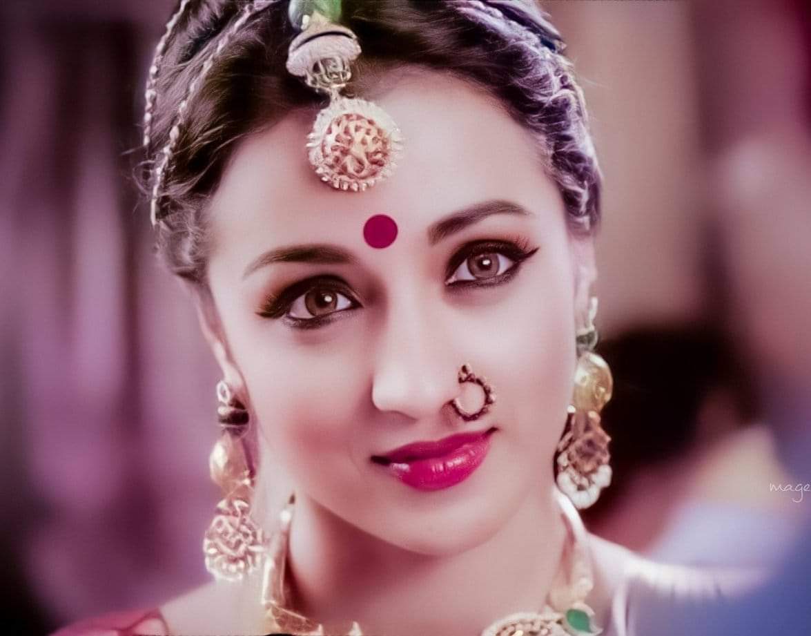 ArjhunSrinivas's tweet photo. 8 year's of Hemanika.

Eternal beauty @trishtrashers 

@menongautham @Jharrisjayaraj #AK @TrishaFanclub https://t.co/mHqGGUXfAh