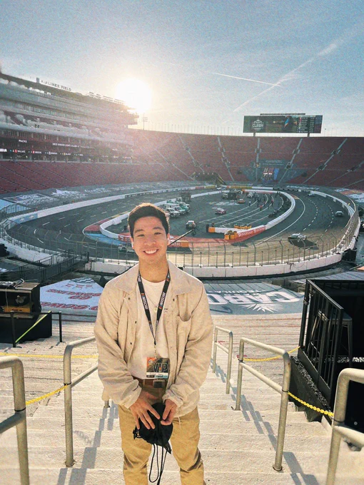 @rodinflash in front of the track during race practice