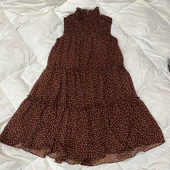 So good I had to share! Check out all the items I'm loving on <a href="/Poshmarkapp/">Poshmark</a> from <a href="/MeanieLinguine/">Wenrluv</a> #poshmark #fashion #style #shopmycloset #lularoe #taylor: posh.mk/F2afily19wb