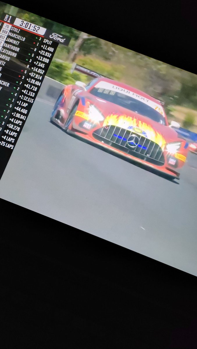 matteopittaccio's tweet image. In tempo per le ultime 3 ore 🥰

#B12hr #IntGTC