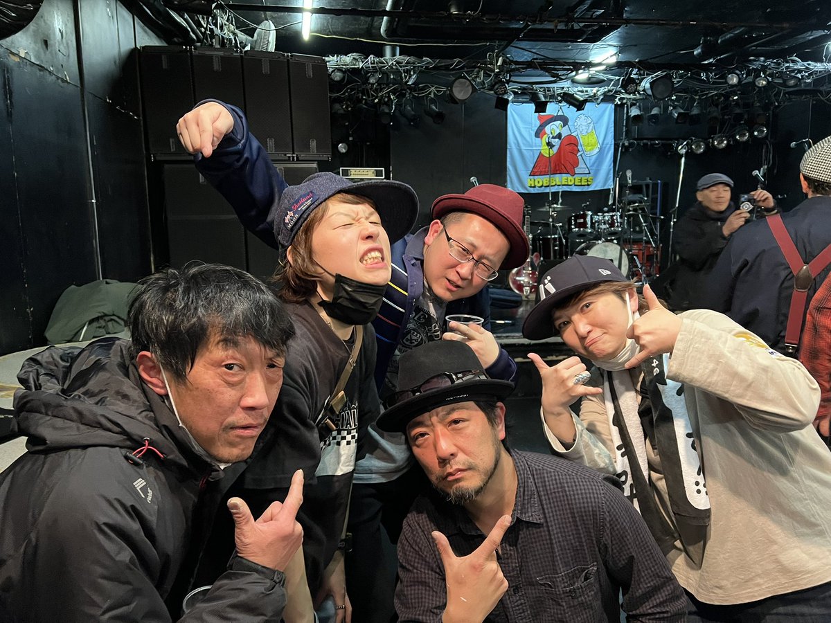 fukubake's tweet image. 昨日は横浜F.A.Dありがとうございました🙌
「温故知新の怪」は相変わらず最高に楽しかったですー！
呼んでいただきありがとうございました！
現在リニューアル中のFUKUBAKEですが、次回は3/4下北沢ReGになります。
ヨロシクお願いします🙏

#TheHOLSTERS
#HOBBLEDEES
#やぎちゃんありがとう