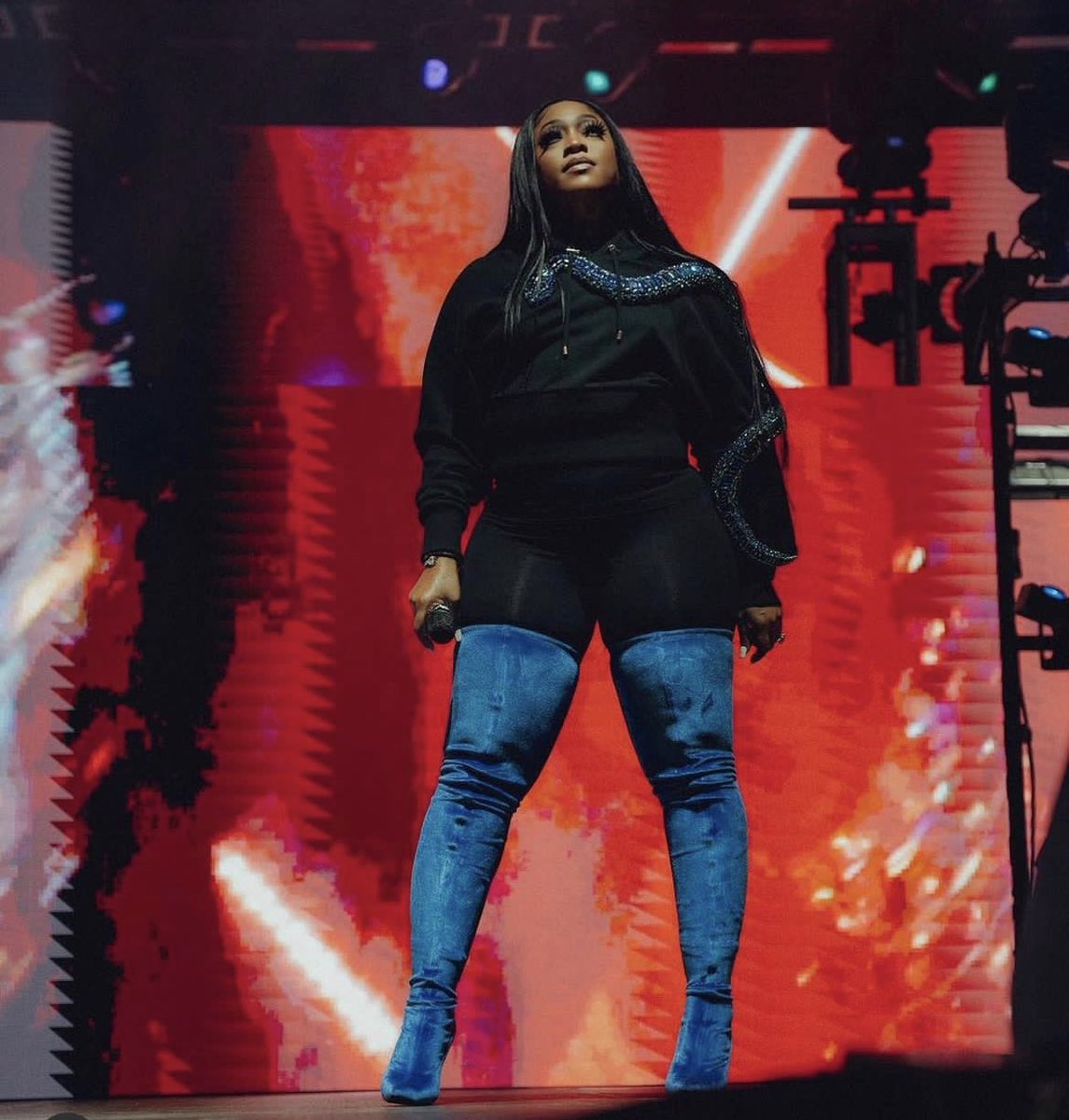 TRINArockstarr's tweet image. I never lose! I either win or learn 🧡