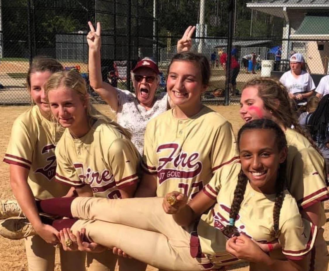SammyMacaulay6's tweet photo. Been silent for a while…just finished round 4 of chemo…been a battle so far - had a few emotional days / month…missing CG, but made the flyer for a USSSA tournament (that’s was cool)-congrats to Fire Gold 07..my girls played hard today-miss being on the field but I’ll be back https://t.co/OWV5xnnIwt