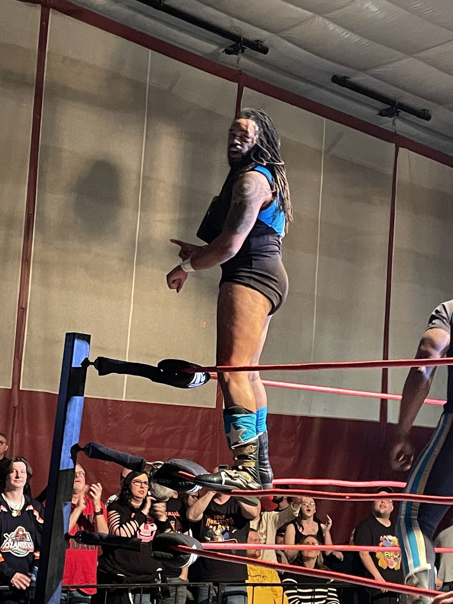 TheESPodcast1's tweet image. Congrats to @GanonJonesJr on winning the #resetbutton tonight at @IWCwrestling  #Reloaded9