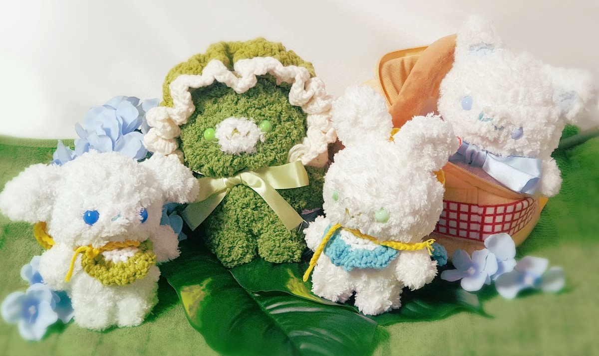 뜨개인형 주문제작 커미션🐇
약 9시간 후 <2/5(일) PM 10:00> 부터 솜토끼집 2월 주문 접수를 받습니다. 💕
오픈채팅으로 5슬롯 열어둘게요! 🥰

INFO▶booming-ixora-e3d.notion.site/INFO-d695730f6…
오픈채팅▶open.kakao.com/o/sNkwSCge