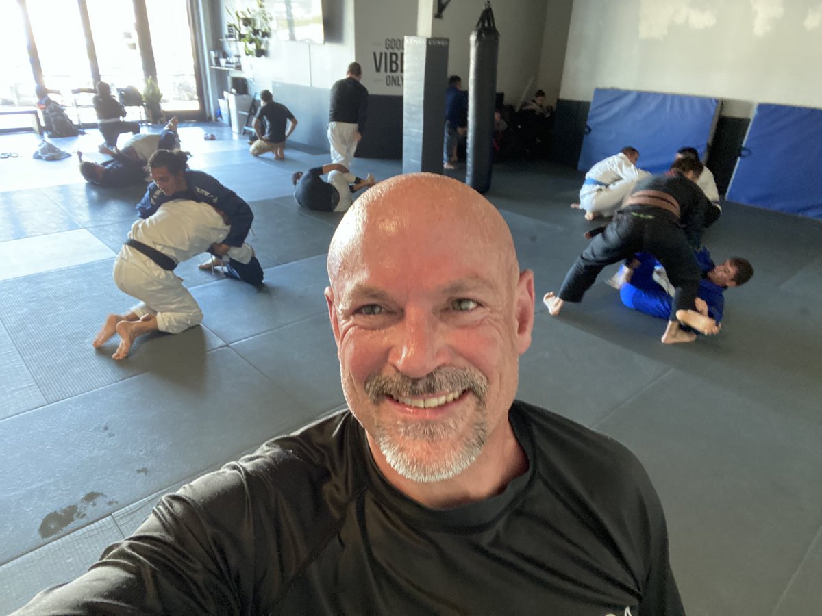 PaulMorganPhD's tweet image. Great to finish up #PCRC2023 with some Saturday morning open mat time at Kainga Jiujitsu. Good times! #Jiujitsu #scientistswholift